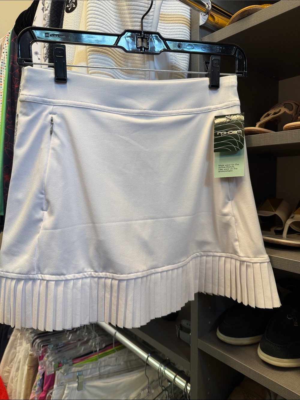 Inform White Pleated Hem Women’s Skort